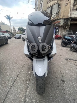 موتوسيكل و دراجات نارية ورباعية في مدينة بيروت - Tmax 2014
