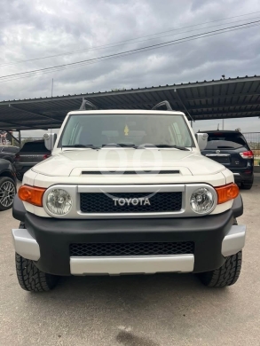 Toyota in Zgharta - Toyota FJ cruiser 2013