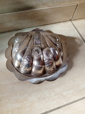 Other Goods in Qobeih - قالب / طبق فضي (مفضض) أنتيك مزخرف - شكل صدفة مزهرة لديكور المائدة الفاخر