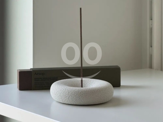 Other Goods in Zalka - Minimalist White Stone Incense Holder (25cm) - Zen Ring Design for Meditation & Home Decor