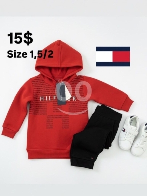 Vêtements, chaussures et accessoires dans Tripoli - Toddler Red Hoodie & Black Pants Set