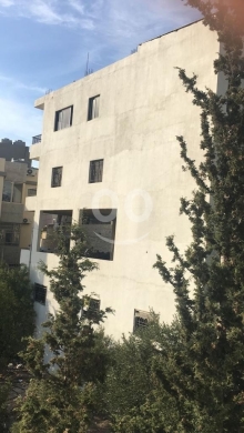 Other real estate in Blat - بناية استثمارية للبيع في بلاط (جبيل) على أرض ٧٤٠ م - قابلة للتطوير