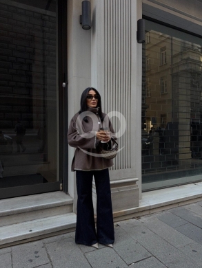 Vêtements, chaussures et accessoires dans Saïda - معطف شتوي قصير وأنيق بياقة عالية | Chic Oversized Short Coat with High Neck