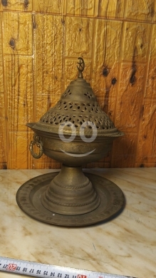 Autres biens dans Aigre - مبخرة نحاسية (أنتيك) عتيقة - تصميم إسلامي قديم - ارتفاع 35 سم - 30$