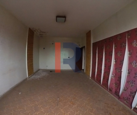 R9-2979 Office for Sale in Tal Tripoli Next to Notaries – 70 m², 4th Floor — 4