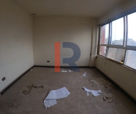 R9-2979 Office for Sale in Tal Tripoli Next to Notaries – 70 m², 4th Floor