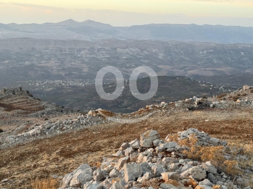 عقار مميز مطل على البقاع والجنوب — 2