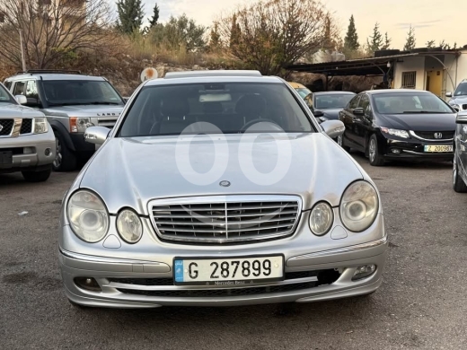 Mercedes-Benz in Zgharta - Mercedes E350 mod 2006
