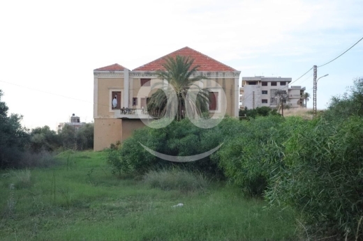 Lands for sale in Baabda - أرض للبيع في منطقة الحدث بعبدا مساحة 7000 متر
