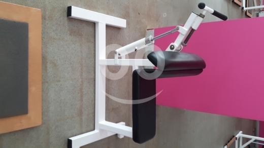 Sports, Leisure & Travel in Metn - Gym hydraulic equipment in excellent condition 13 machines for sale