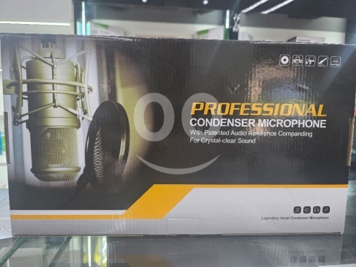 Cameras, Camcorders & Studio Equipment in Mansourieh - ميكروفون مكثف احترافي لتسجيل الصوت بدقة عالية | Professional Studio Condenser Microphone