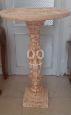 Handmade Table Raisin