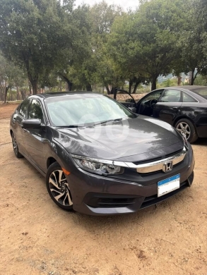 Honda in Bechmizzine - Honda civic 2016
