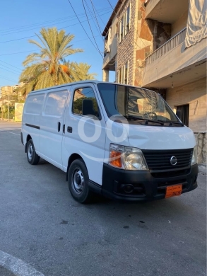 Nissan dans Toura - Nissan urvan 2012