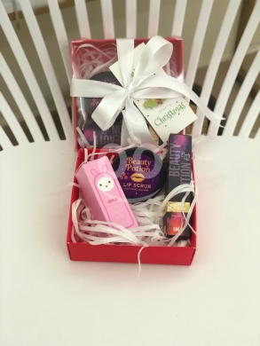 Santé & Beauté dans Ain Ab - مجموعة العناية بالشفاه الفاخرة صندوق هدايا مميز | Luxury Lip Care Routine Gift Box Set