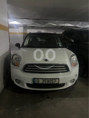 Mini dans Beyrouth - MINI COOPER 2012