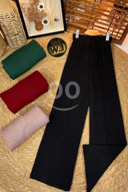 Clothes, Footwear & Accessories in Loussiya - بنطلون نسواني صوف