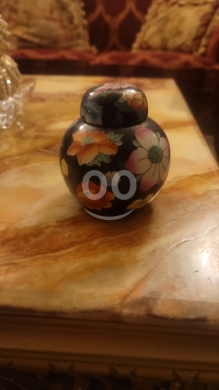 Other Goods in Beirut City - مرطبان "جينجر" بورسلين أثري | رسومات ورد يدوية | $25