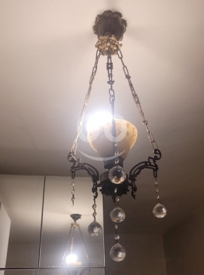 Other Goods in Beirut City - ثريا سقف "فينتج" مميزة | دلايات كريستال وشغل معدني | $40