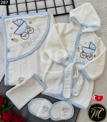 Baby & Kids Stuff in Tripoli - طقم برنص حمام للمواليد (ماركة ABC) - قطن ناعم عالي الجودة متوفر بلونين (15$ فقط)