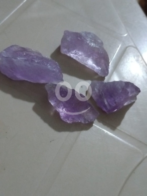 Other Goods in Zahleh - أحجار أمتيست (Amethyst) طبيعية خام - طقم 4 قطع نادرة بأحجام مميزة