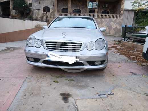 Mercedes-Benz in Tripoli - مرسيدس ٢٣٠ موديل ٢٠٠٥