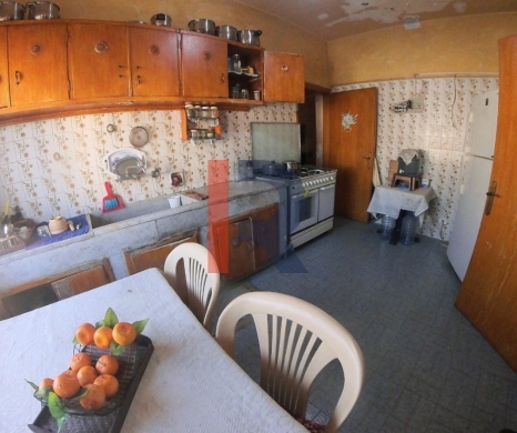 R9-2996 Apartment for Sale in Abou Samra Mawlawi Roundabout Tripoli – 200 m², Top Floor — 5