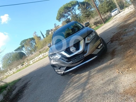 نيسان في عاليه - Nissan rogue 2018