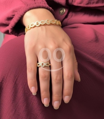 Clothes, Footwear & Accessories in Beirut City - Luxury Gold Jewelry Set