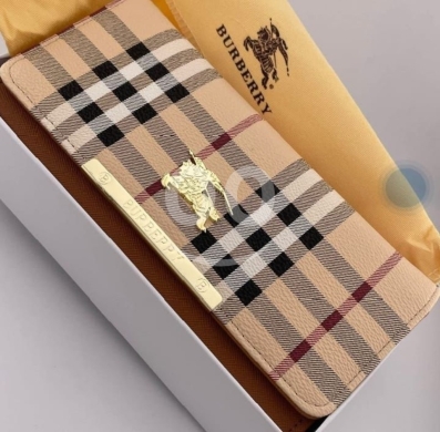 Clothes, Footwear & Accessories in Beirut City - كلاسيكية طويلة للنساء