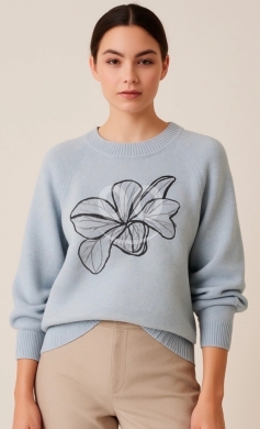 Clothes, Footwear & Accessories in Al Dahye - Knitted oversized top with soft strass