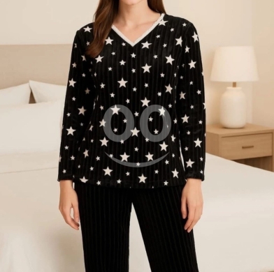 Clothes, Footwear & Accessories in Al Dahye - Pyjama&#039;s