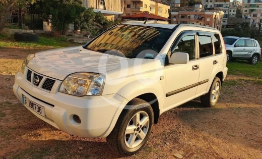 Nissan in Choueifat - Nissan xtrail 2012