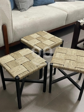 Other Goods in Saida - كراسي وطاولات قشّ وحديد مخصصة - لمسة فنية تجمع بين المتانة والأناقة.