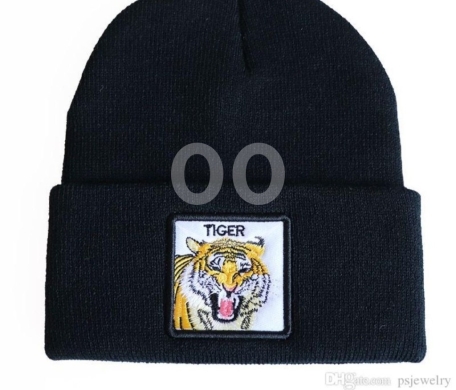 Clothes, Footwear & Accessories in Beirut City - Premium Black Knit Beanie