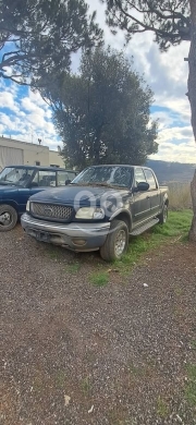 Ford dans Beyrouth - Ford F150 model 2003