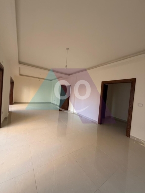 Apartments for sale in Sassine - hot deal 200m2 apartment 4sale in Sassine - شقة للبيع في ساسينJR45A37