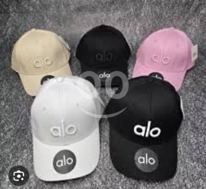 Alo Yoga Off-Duty Cap — 5