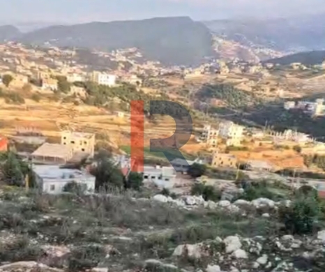 R9-3001 1,700 m² land for sale in Mrah – Danniyeh. Direct road access, suitable for bu…