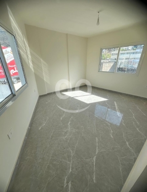 Apartments for sale in Jounieh - شقة للبيع في جونية على الأوتوستراد، ١١٥ متر، تصلح للسكن أو كعيادة | 115sqm Flat for Sale in Jounieh