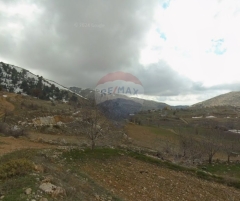 R9-3003 Residential Land for Sale in Beqaasefrine Danniyeh – Road Access, Surrounded by Greenery