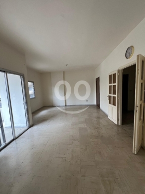 Apartments for sale in Nabatyeh - Spacious 3-Bedroom Apartment for Sale in Al-Jamous, Al-Qaim - 140sqm with Private Parking