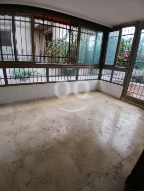 Apartments for sale in Baabda - شقة لقطة للبيع في بطشاي (بعبدا) - 145 مم مع تراس واسع 90 مم وسعر منافس