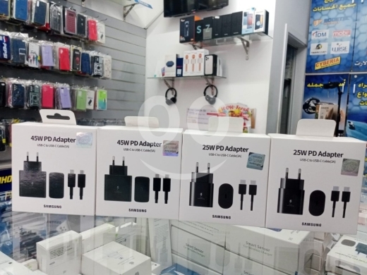 Mobile accessories in Bchamoun - Original Samsung PD Fast Charging Adapter Kit - 45W & 25W Super Fast Charger with USB-C Cable