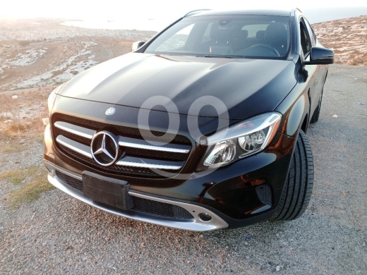 Mercedes-Benz dans Tripoli - gla250 4matic