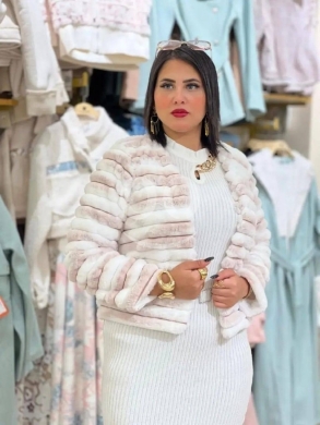 الملابس، الأحذية والزينة في Loussiya - جاكيت فرو مصري