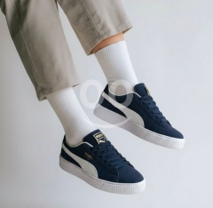 حذاء Puma الرياضي الكلاسيكي - مزيج مثالي بين الأناقة العصرية والراحة اليومية
