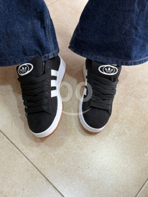 Clothes, Footwear & Accessories in Halba - حذاء Adidas Campus العصري - الأناقة الكلاسيكية بلمسة شبابية متجددة