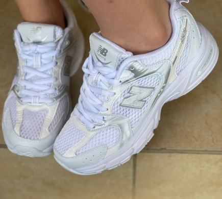 Clothes, Footwear & Accessories in Halba - حذاء New Balance 530 الرياضي - الأداء المثالي والتصميم العصري الأكثر طلباً