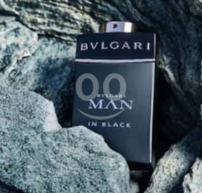 Health & Beauty in Ain Saadeh - عطر بولغاري مان إن بلاك رجالي ١٠٠مل أو دو برفيوم | Bvlgari Man In Black EDP 100ml For Men
